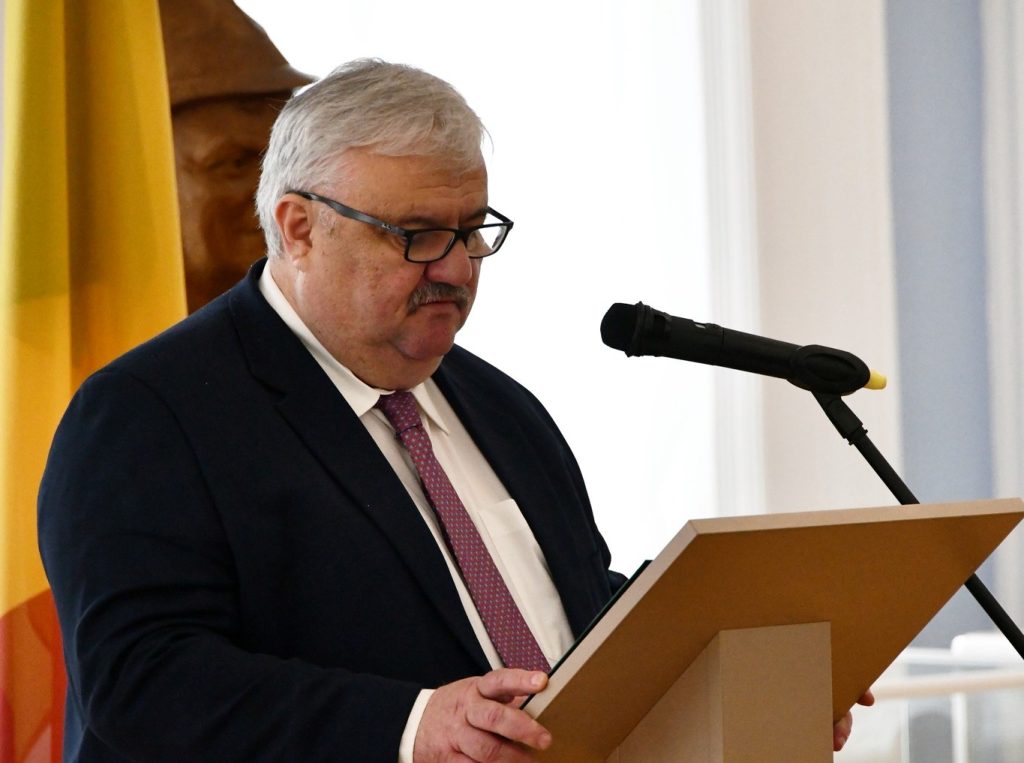 Rectorul USM a participat la Deschiderea expoziției dedicate împlinirii a 100 de ani de la adoptarea Constituției din 1923