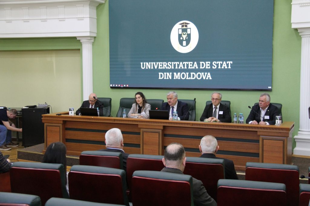 La USM s-a desfășurat conferința națională „Aspecte socio-culturale ale găgăuzilor în istoria Republicii Moldova. Integrarea găgăuzilor în spațiul socio-cultural, economic, politic și juridic al Republicii Moldova”