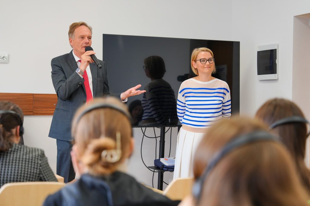 Lecție publică pentru studenții FJȘC susținută de Michael Thumann, corespondent al săptămânalului german Die Zeit la Moscova