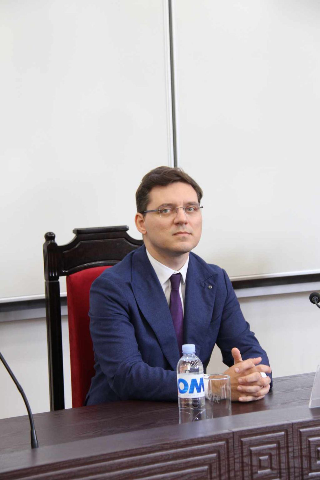 Vicepreședintele Parlamentului European, Victor Negrescu – prelegere pentru studenții USM