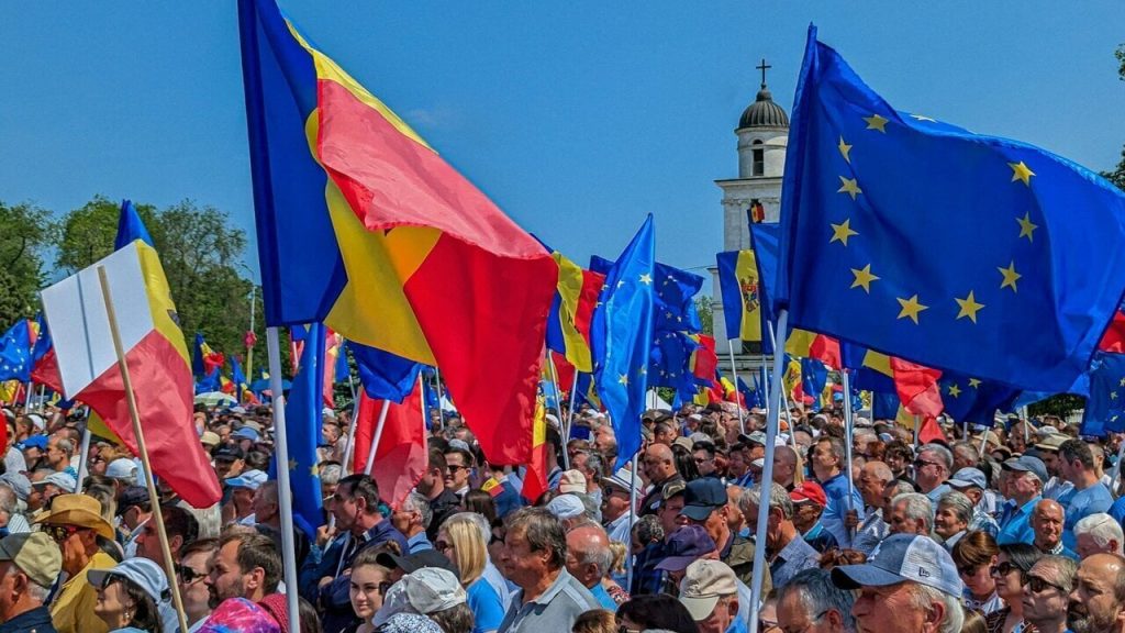 Un nou proiect Internațional: „𝗖𝗼𝗻𝗻𝗲𝗰𝘁𝗶𝗻𝗴 𝗘𝘀𝘁𝗼𝗻𝗶𝗮 𝗮𝗻𝗱 𝗠𝗼𝗹𝗱𝗼𝘃𝗮 𝗳𝗼𝗿 𝗘𝘂𝗿𝗼𝗽𝗲𝗮𝗻 𝗥𝗲𝗮𝗱𝗶𝗻𝗲𝘀𝘀 𝗮𝗻𝗱 𝗜𝗻𝗻𝗼𝘃𝗮𝘁𝗶𝘃𝗲 𝗘𝗱𝘂𝗰𝗮𝘁𝗶𝗼𝗻” (𝗖𝗢𝗡𝗡𝗘𝗖𝗧𝟰𝗠𝗢𝗥𝗘) – implementat la FRIȘPA