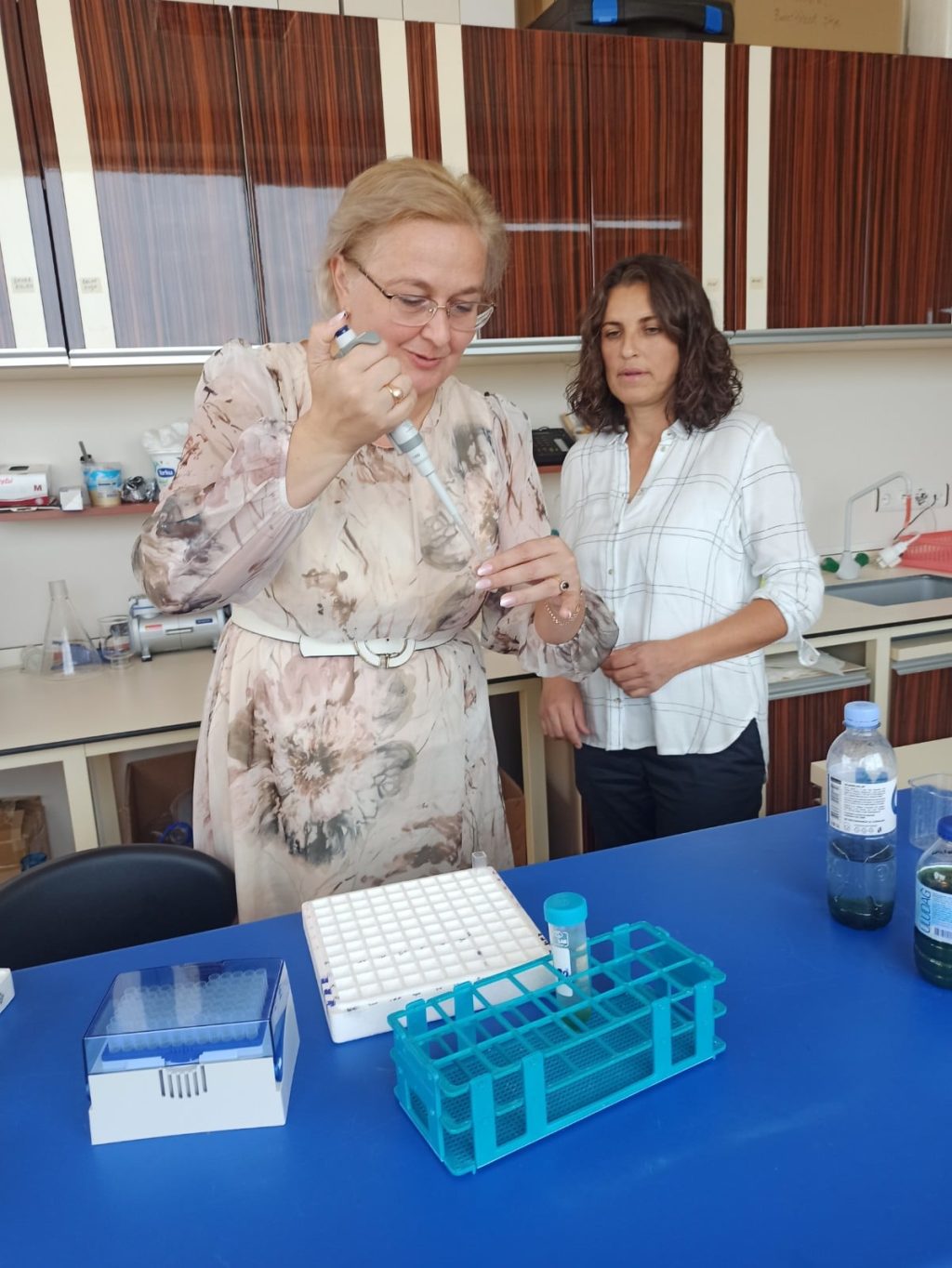 Cercetătoarea USM, Alina Trofim a obținut rezultate promițătoare în cadrul unui proiect internațional – remediu bio contra cancerului dermal