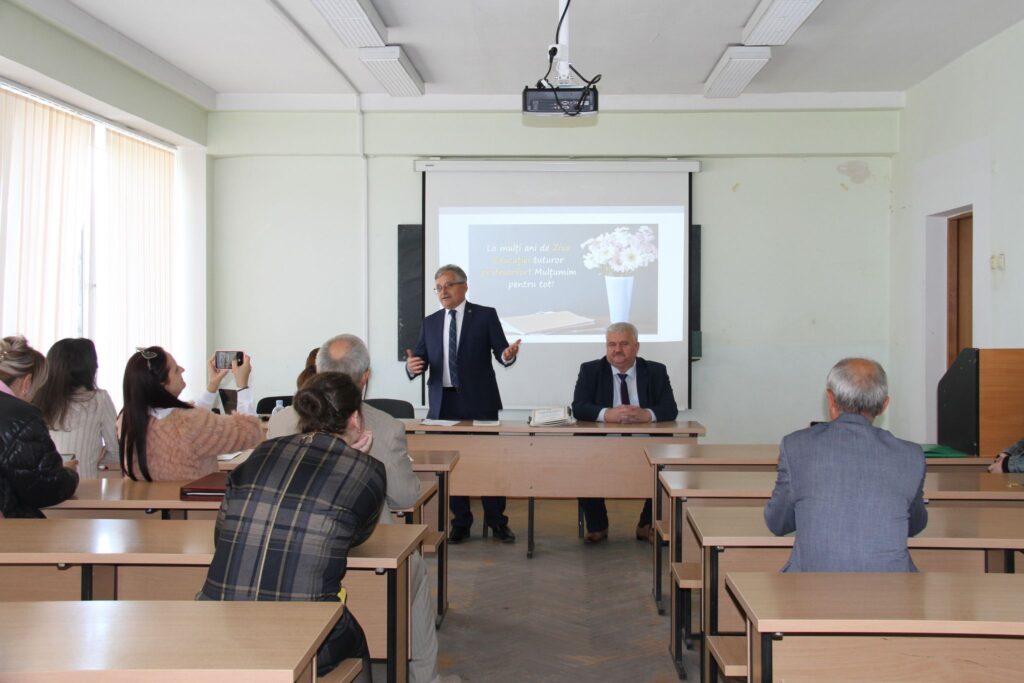 Consiliul profesoral al Facultății de Relații Internaționale, Științe Politice și Administrative s-a întrunit în ședință
