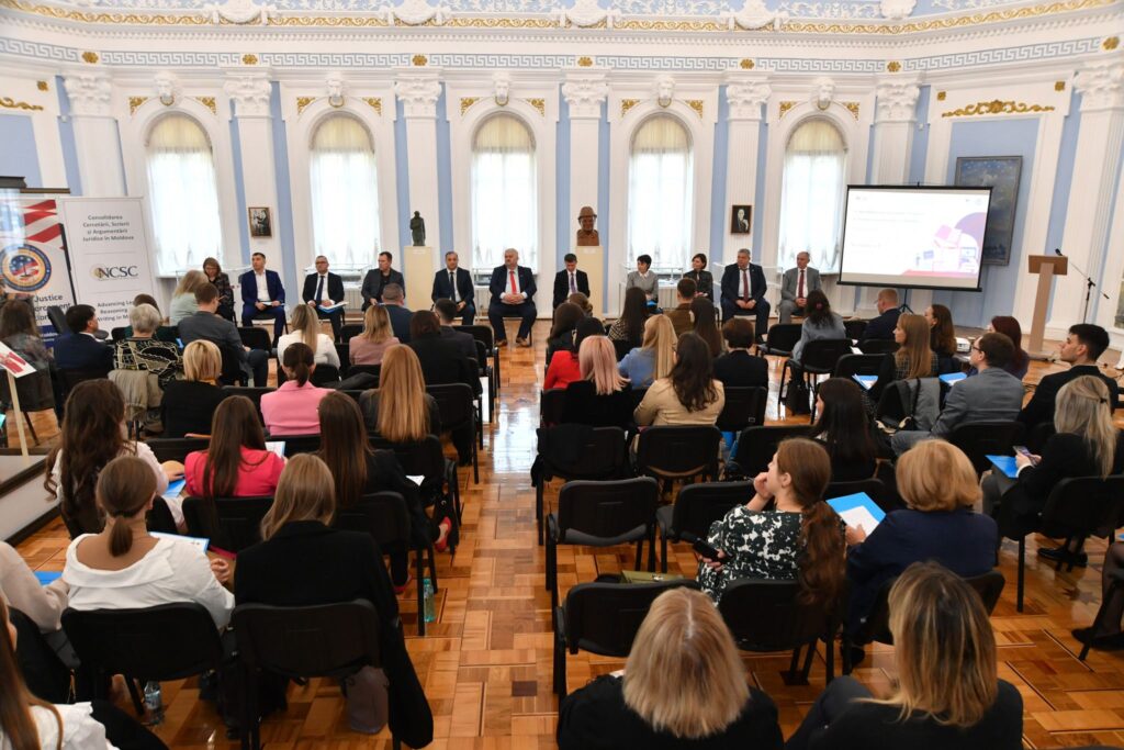 La Facultatea de Drept, USM va fi studiat un nou curs, dezvoltat de profesori și juriști din Republica Moldova și SUA
