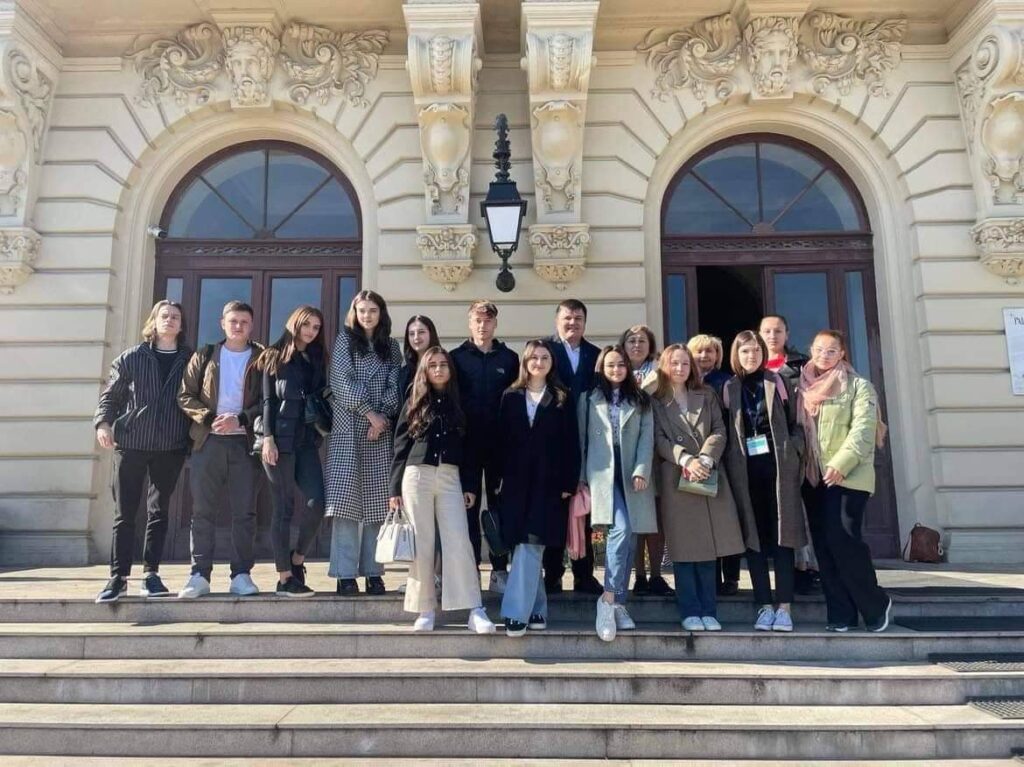 Tinerii francofoni de la Facultatea de Drept au reprezentat Universitatea de Stat din Moldova la colocviul internațional INTERCULTURALIA
