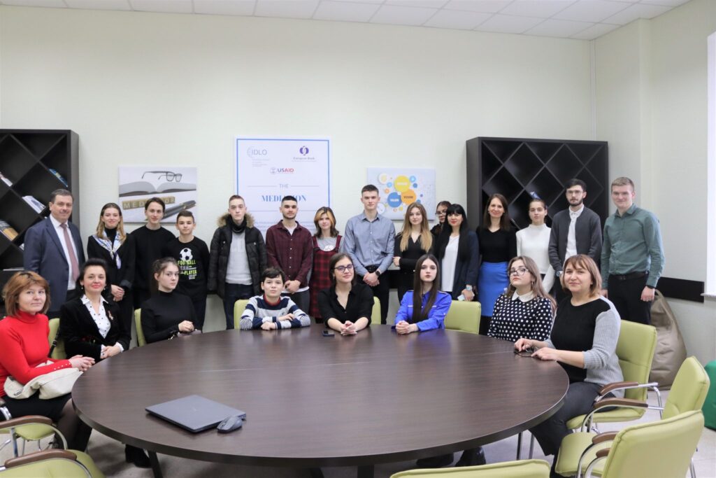 Liceenii din țară aleg să facă vizite de informare la Universitatea de Stat din Moldova