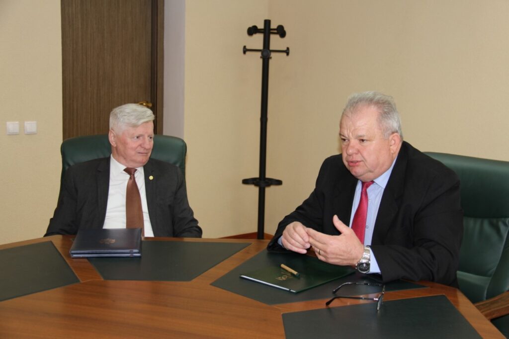 Universitatea de Stat din Moldova a încheiat un Protocol de Colaborare cu Asociația Română de Drept Constituțional (ARDC)