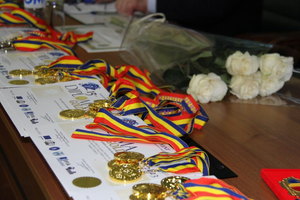 Senatorii USM s-au întrunit într-o nouă ședință la care au aprobat noi strategii pentru buna funcționare a instituției