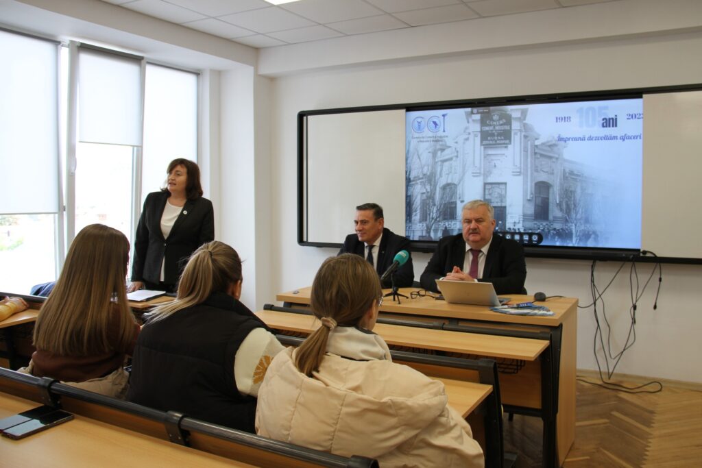 Lecție de profesionalizare pentru studenții Facultății de Științe Economice a USM, organizată de Camera de Comerț și Industrie a Republicii Moldova