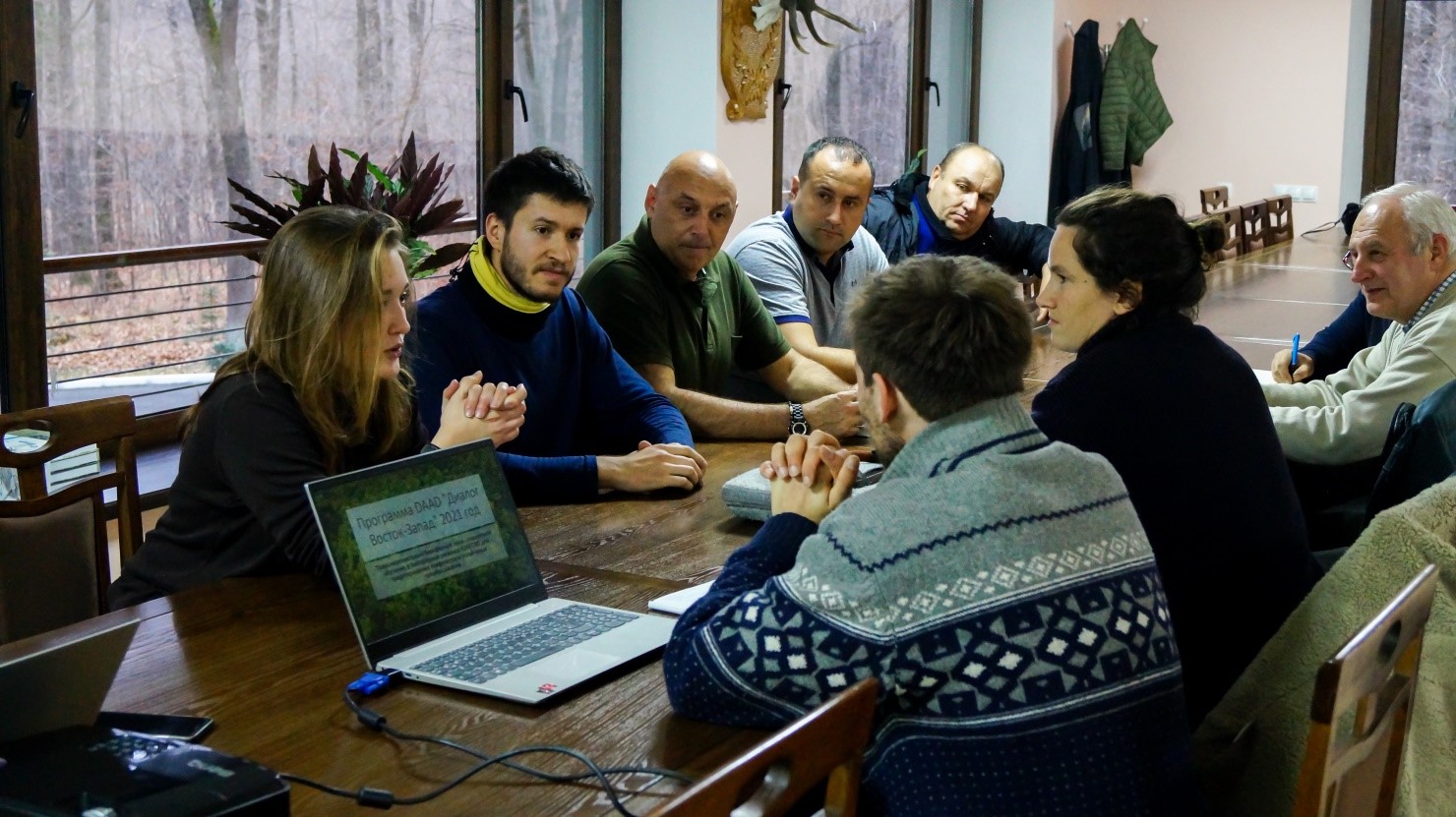 Studenţi şi masteranzi din Republica Moldova, Ucraina şi Germania au realizat cercetări comparative în Rezervaţia Biosferei „Roztocia” (Ucraina) şi Rezervaţia Ştiinţifică „Plaiul Fagului”