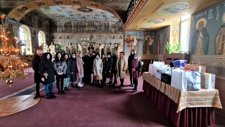 Reprezentanții Facultății de Științe Economice și a Facultății de Chimie și Tehnologie Chimică s-au alăturat Campaniei de Crăciun „Cu drag din inimile USM-iste”