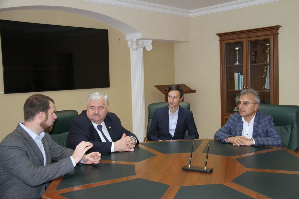 Colaborarea între instituțiile de cercetare din România și Republica Moldova – pe agenda discuțiilor rectorului USM și a directorului INCDFP, România