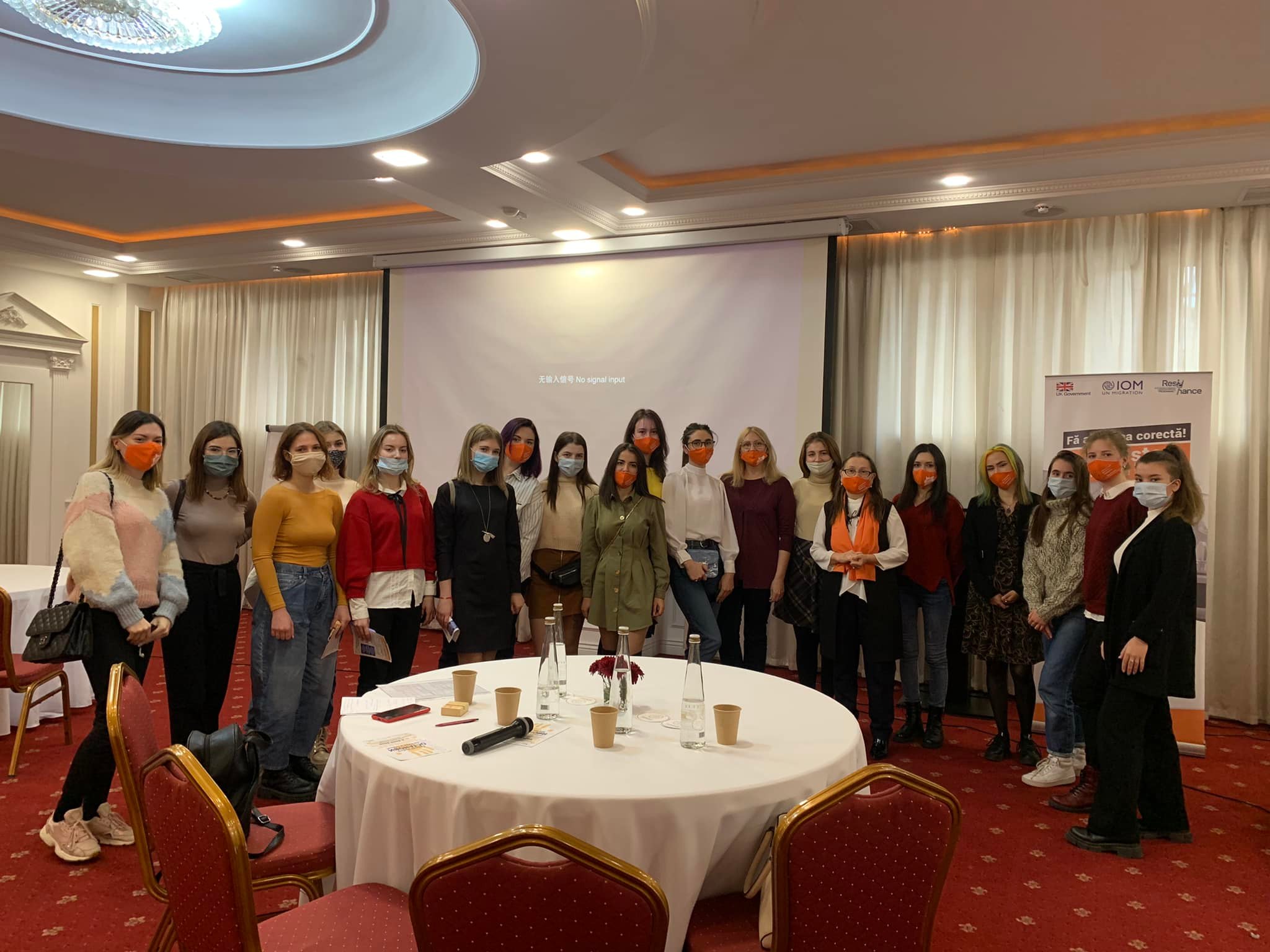 Conferința „Dialogul studenților de la două bănci: strategii de prevenire a violenței în familie”, în cadrul Campaniei „16 zile de combatere a violenței în bază de gen”