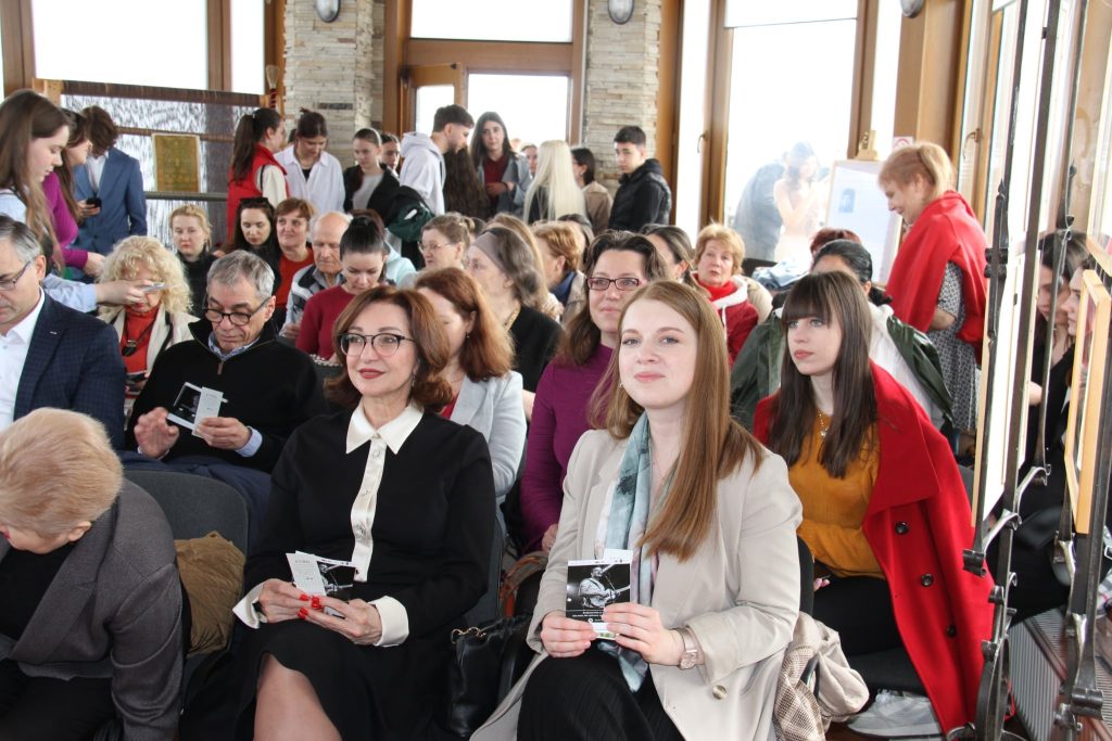 Caravana francofonă în Republica Moldova – Ateliere, muzică și francofonie la USM