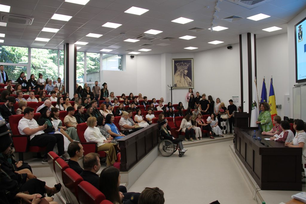 O nouă generație de specialiști se lansează în carieră: Promoția 2025 a Facultății de Psihologie și Științe ale Educației, Sociologie și Asistență Socială