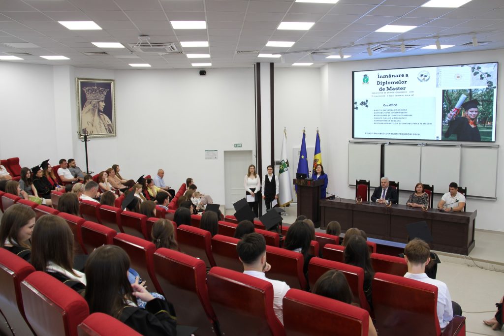 USM livrează pe piața muncii peste 700 de noi specialiști – absolvenții Promoției 2025 ai Facultății de Științe Economice