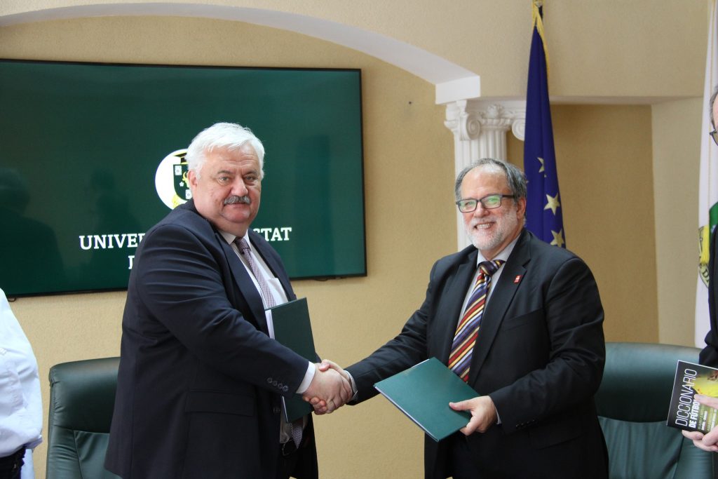 Consolidarea relațiilor academice și culturale Regatul Spaniei- Republica Moldova:  Convenția de colaborare pe diferite activități, semnată între USM și Institutul Cervantes.