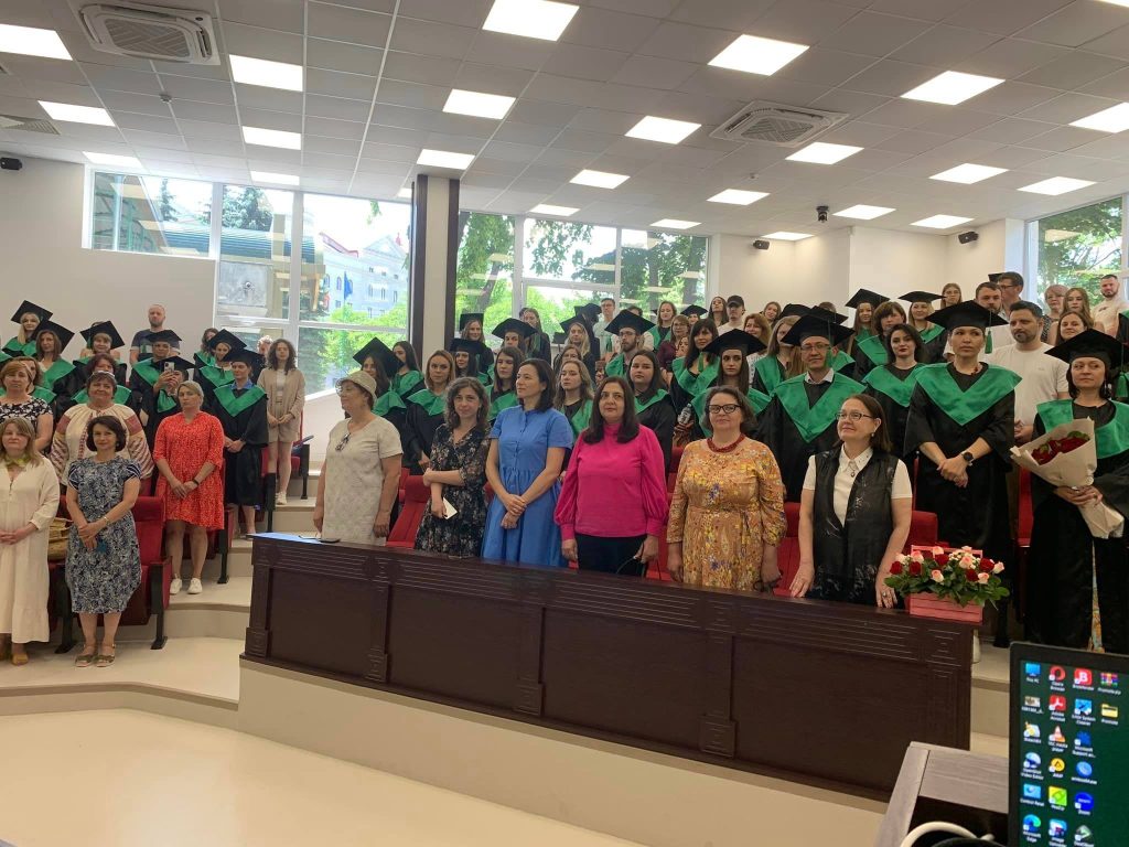 Noi absolvenți USM în domeniul psihologiei, educației, sociologie și asistenței sociale – pregătiți pentru a deveni specialiști remarcabili