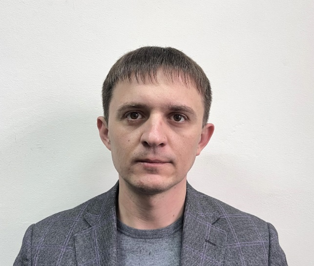 Anunț  privind susținerea publică a tezei de doctor în drept