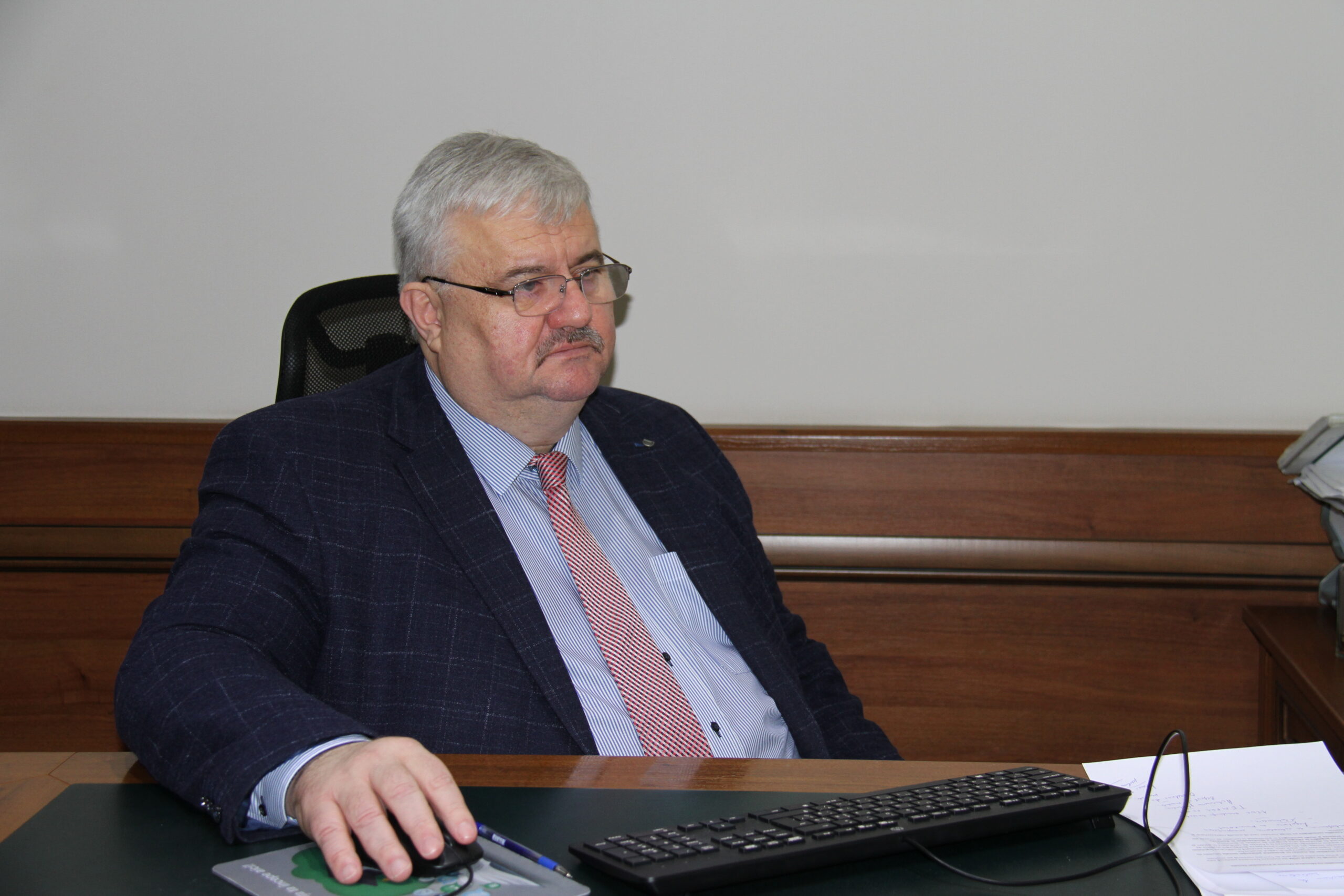 Formarea continuă a asistenților sociali pe agenda discuțiilor Ministerului Muncii și Protecției Sociale  și a Universității de Stat din Moldova