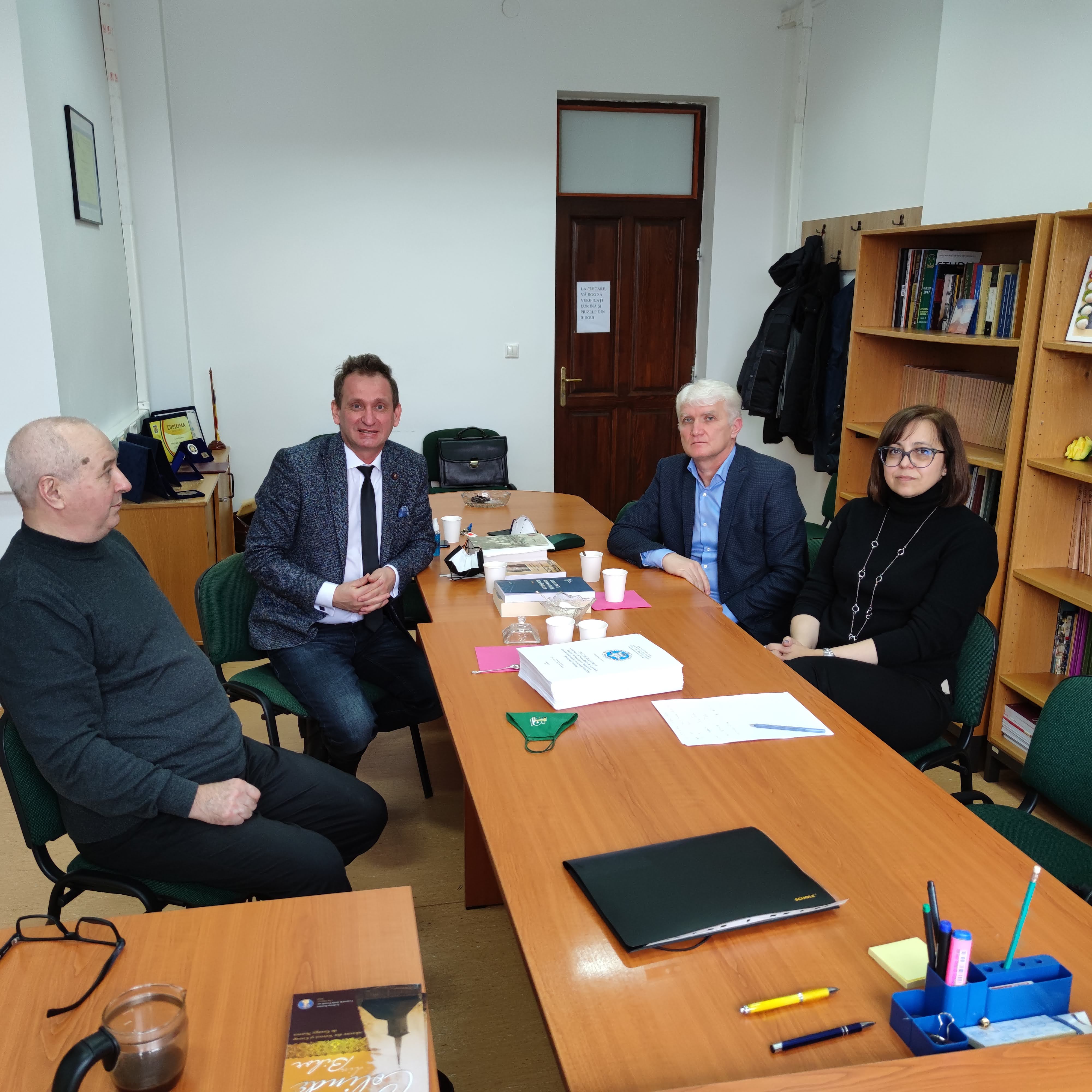 Profesorii Facultății de Istorie și Filosofie a USM au realizat o deplasare de informare și documentare la Universitatea din Oradea, România