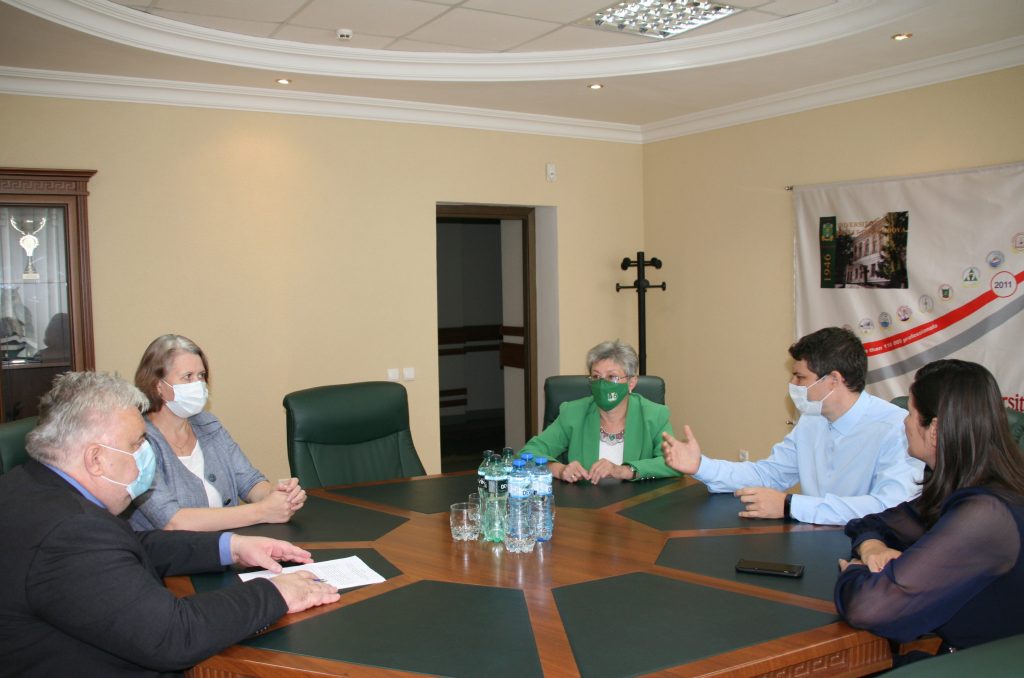 Universitatea de Stat din Moldova și Institutul Unificat de Cercetări Nucleare din Dubna, Federația Rusă au semnat un acord de colaborare