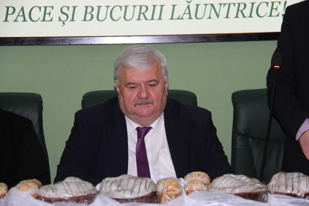 Daruri pentru angajații USM în ajunul sfintelor sărbători de Paști