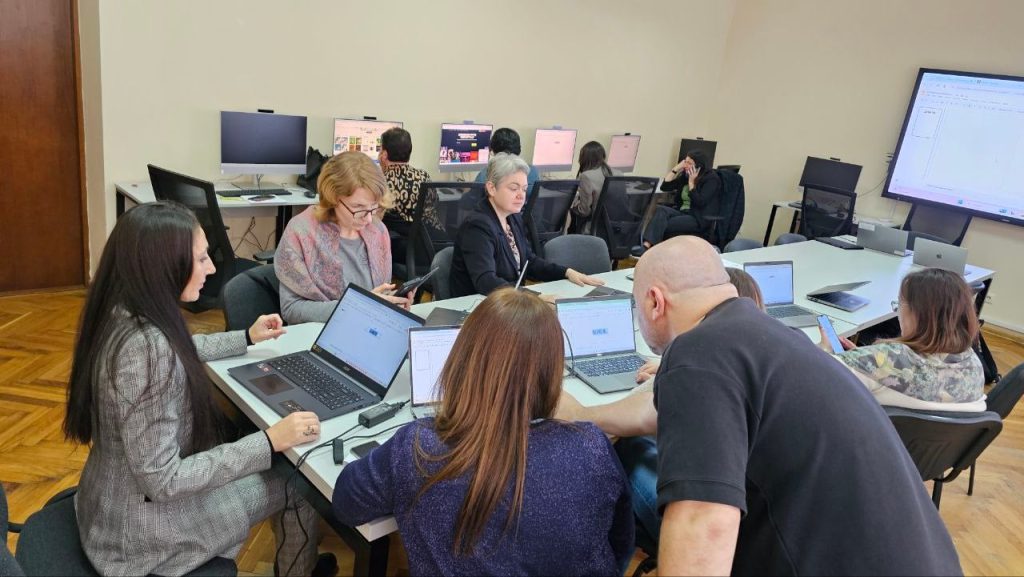 Dezvoltarea competențelor digitale în educație – nou program de formare profesională pentru cadrele didactice ale USM, organizat în cadrul sub-proiectului DigiL