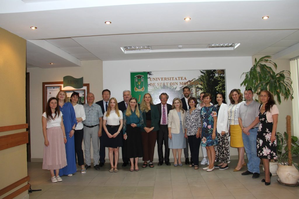 PROIECTUL „DEVELOPMENT OF CLIMATE JUSTICE AND HUMAN RIGHTS EDUCATION AT THE MOLDOVA STATE UNIVERSITY” ȘI DE INAUGURARE A LABORATORULUI INTERDISCIPLINAR „IURIS LAB” A FOST ÎNCHEIAT LA USM
