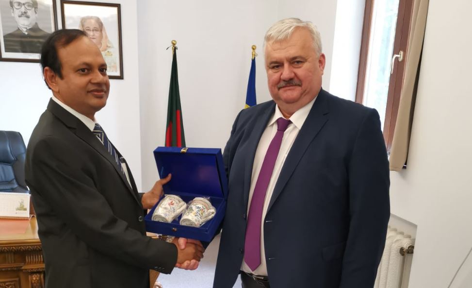 Rectorul USM a avut o întrevedere cu Ambasadorul Republicii Populare Bangladesh