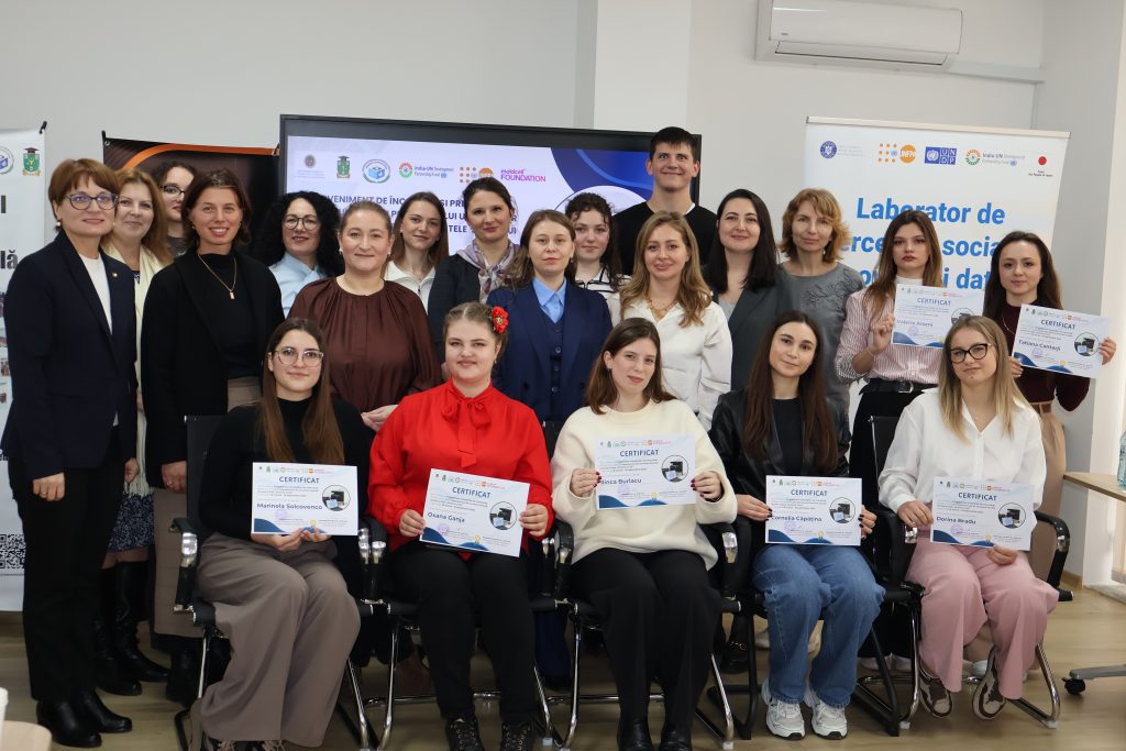 Evenimentul de închidere și prezentare a programului de universitar de internship bazat pe datele Studiului Generații și Gen