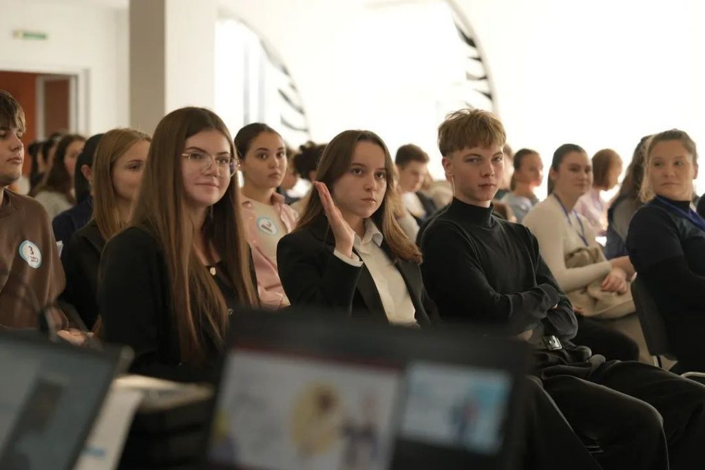 USM a participat la NEXT STEP FORUM – un eveniment dedicat orientării și dezvoltării profesionale a tinerilor